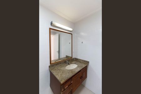 Apartamento para alugar com 75m², 2 quartos e 1 vaga Apartamento para alugar com 75m², 2 quartos e 1 vagaBanheiro