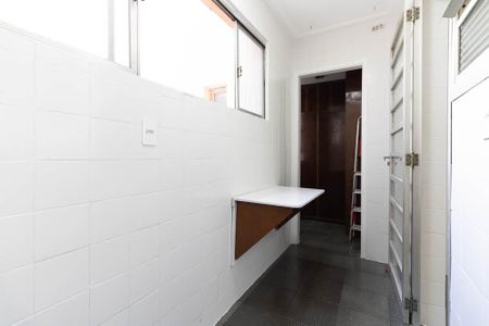 Apartamento para alugar com 75m², 2 quartos e 1 vaga Apartamento para alugar com 75m², 2 quartos e 1 vagaLavanderia
