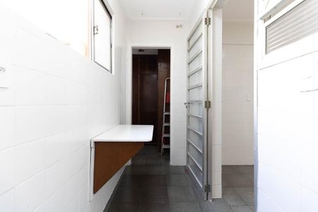 Apartamento para alugar com 75m², 2 quartos e 1 vaga Apartamento para alugar com 75m², 2 quartos e 1 vagaLavanderia