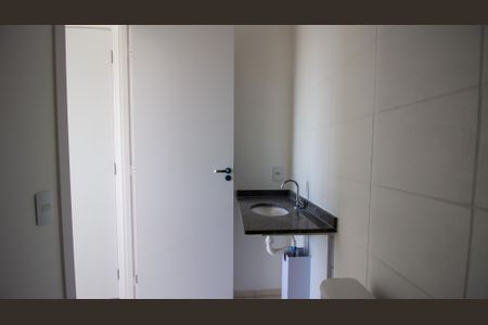 Apartamento à venda com 48m², 2 quartos e 1 vaga Apartamento à venda com 48m², 2 quartos e 1 vagaBanheiro da Suíte