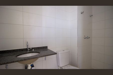 Apartamento à venda com 48m², 2 quartos e 1 vaga Apartamento à venda com 48m², 2 quartos e 1 vagaBanheiro Social
