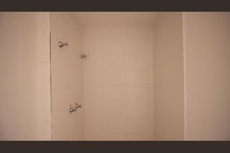 Apartamento à venda com 48m², 2 quartos e 1 vaga Apartamento à venda com 48m², 2 quartos e 1 vagaBanheiro da Suíte