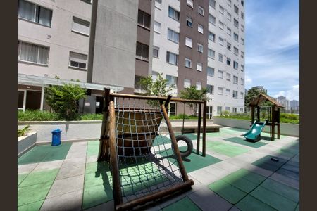 Apartamento à venda com 34m², 2 quartos e sem vaga Apartamento à venda com 34m², 2 quartos e sem vagaÁrea comum - Playground