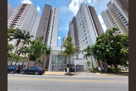 Apartamento à venda com 34m², 2 quartos e sem vaga Apartamento à venda com 34m², 2 quartos e sem vagaFachada