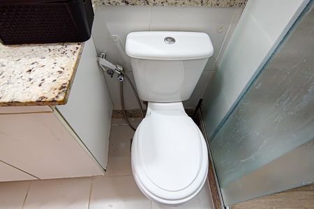 Apartamento à venda com 73m², 3 quartos e 1 vaga Apartamento à venda com 73m², 3 quartos e 1 vagaBanheiro Social