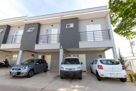 Casa de condomínio à venda com 118m², 3 quartos e 2 vagas Casa de condomínio à venda com 118m², 3 quartos e 2 vagasGaragem