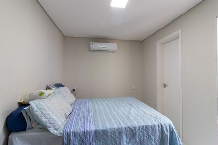 Casa de condomínio à venda com 118m², 3 quartos e 2 vagas Casa de condomínio à venda com 118m², 3 quartos e 2 vagasSuite 3