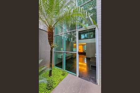 Apartamento à venda com 227m², 4 quartos e 3 vagas Apartamento à venda com 227m², 4 quartos e 3 vagasFachada