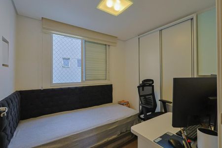 Apartamento à venda com 227m², 4 quartos e 3 vagas Apartamento à venda com 227m², 4 quartos e 3 vagasQuarto 1