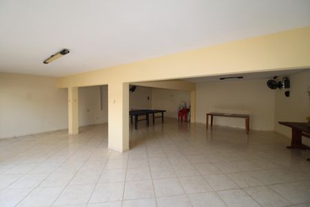 Casa à venda com 280m², 3 quartos e 8 vagasGaragem