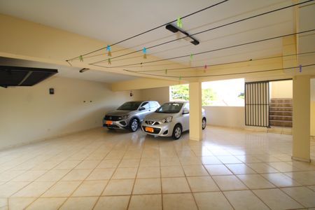 Casa à venda com 280m², 3 quartos e 8 vagasGaragem