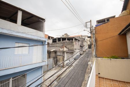Casa à venda com 170m², 4 quartos e 2 vagas Casa à venda com 170m², 4 quartos e 2 vagasTerraço