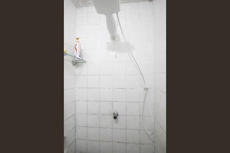 Casa à venda com 170m², 4 quartos e 2 vagas Casa à venda com 170m², 4 quartos e 2 vagasBanheiro 2