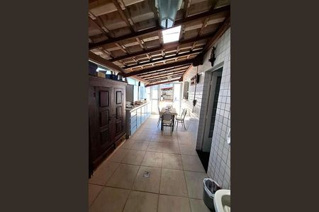 Apartamento à venda com 120m², 4 quartos e 3 vagas