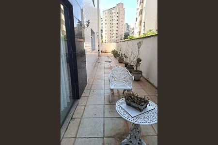 Apartamento à venda com 120m², 4 quartos e 3 vagas