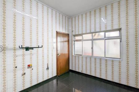 Casa à venda com 270m², 3 quartos e 4 vagas
