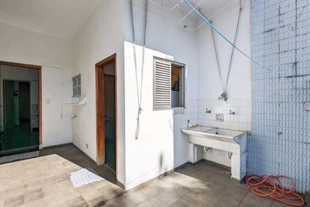 Casa à venda com 270m², 3 quartos e 4 vagas