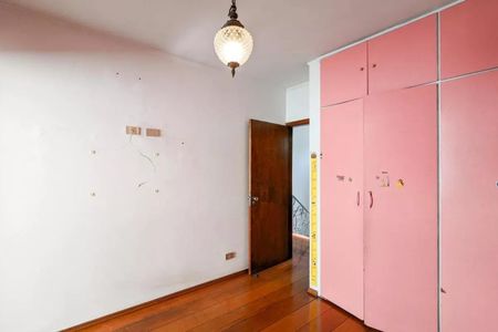 Casa à venda com 270m², 3 quartos e 4 vagas