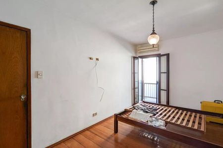 Casa à venda com 270m², 3 quartos e 4 vagas