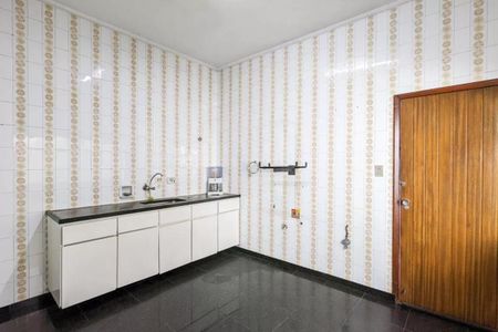 Casa à venda com 270m², 3 quartos e 4 vagas