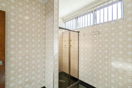 Casa à venda com 270m², 3 quartos e 4 vagas