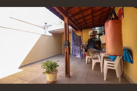 Casa à venda com 265m², 3 quartos e 1 vaga Casa à venda com 265m², 3 quartos e 1 vagaÁrea Externa