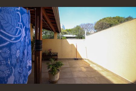 Casa à venda com 265m², 3 quartos e 1 vaga Casa à venda com 265m², 3 quartos e 1 vagaÁrea Externa