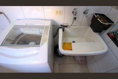 Casa à venda com 265m², 3 quartos e 1 vaga Casa à venda com 265m², 3 quartos e 1 vagaÁrea de Serviço