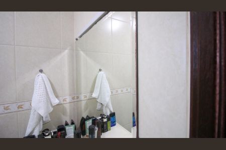 Casa à venda com 265m², 3 quartos e 1 vaga Casa à venda com 265m², 3 quartos e 1 vagaBanheiro