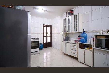 Casa à venda com 265m², 3 quartos e 1 vaga Casa à venda com 265m², 3 quartos e 1 vagaCozinha