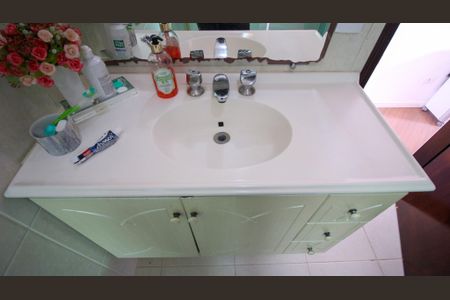 Casa à venda com 265m², 3 quartos e 1 vaga Casa à venda com 265m², 3 quartos e 1 vagaBanheiro da Suíte