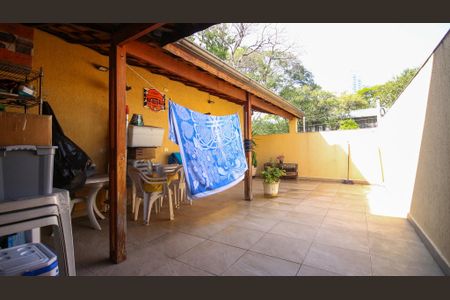 Casa à venda com 265m², 3 quartos e 1 vaga Casa à venda com 265m², 3 quartos e 1 vagaÁrea Externa