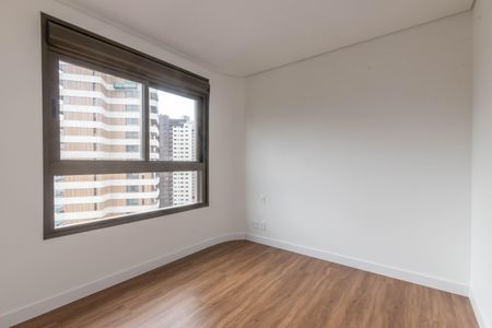 Apartamento à venda com 142m², 4 quartos e 3 vagasQuarto 1
