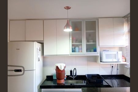 Cozinha de apartamento à venda com 3 quartos, 78m² em Santa Branca, Belo Horizonte