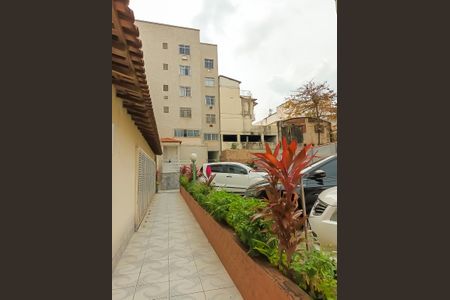 Apartamento à venda com 65m², 3 quartos e 1 vaga Apartamento à venda com 65m², 3 quartos e 1 vagaEntrada
