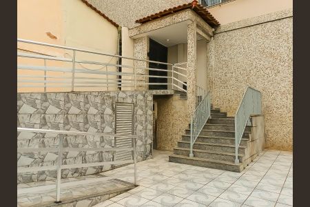 Apartamento à venda com 65m², 3 quartos e 1 vaga Apartamento à venda com 65m², 3 quartos e 1 vagaEntrada