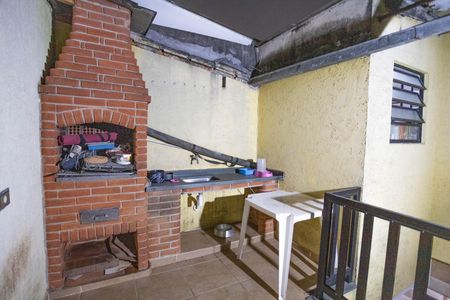 Casa à venda com 132m², 2 quartos e 2 vagas Casa à venda com 132m², 2 quartos e 2 vagasChurrasqueira