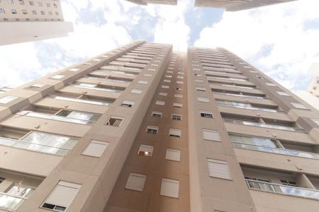 Apartamento à venda com 46m², 2 quartos e 1 vaga Apartamento à venda com 46m², 2 quartos e 1 vagaFachada do bloco
