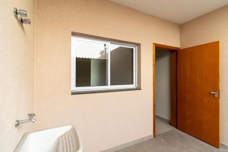 Casa à venda com 125m², 3 quartos e 2 vagas Casa à venda com 125m², 3 quartos e 2 vagasLavanderia