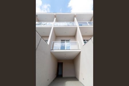Casa à venda com 125m², 3 quartos e 2 vagas Casa à venda com 125m², 3 quartos e 2 vagasGaragem