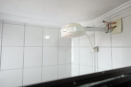 Apartamento à venda com 70m², 2 quartos e 1 vaga Apartamento à venda com 70m², 2 quartos e 1 vagaBanheiro Social