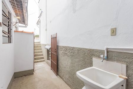 Casa para alugar com 30m², 1 quarto e sem vagaÁrea de Serviço