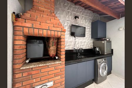 Casa de condomínio à venda com 117m², 2 quartos e 2 vagas Casa de condomínio à venda com 117m², 2 quartos e 2 vagasÁrea de Serviço e Churrasqueira
