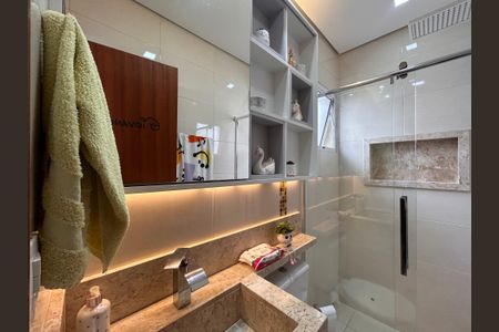 Casa de condomínio à venda com 117m², 2 quartos e 2 vagas Casa de condomínio à venda com 117m², 2 quartos e 2 vagasBanheiro da Suíte 1