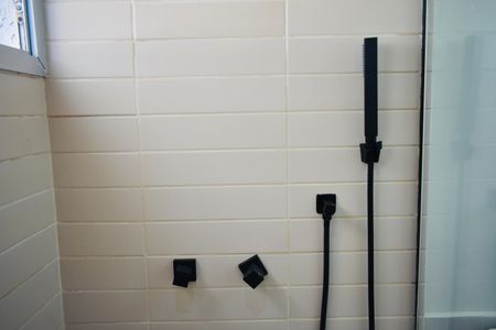 Apartamento à venda com 78m², 2 quartos e 1 vaga Apartamento à venda com 78m², 2 quartos e 1 vagaBanheiro da Suíte 1