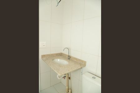 Banheiro de kitnet/studio à venda com 1 quarto, 27m² em Cidade Monções, São Paulo