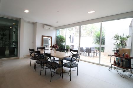 Casa para alugar com 490m², 4 quartos e 4 vagasSala de Jantar