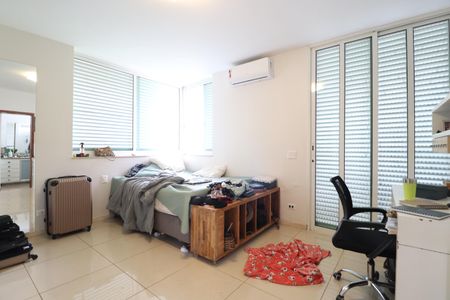 Casa para alugar com 490m², 4 quartos e 4 vagasQuarto 2 - Suíte