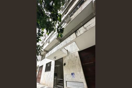 Apartamento à venda com 124m², 3 quartos e 1 vaga Apartamento à venda com 124m², 3 quartos e 1 vagaFachada