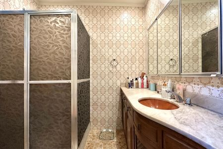 Apartamento à venda com 124m², 3 quartos e 1 vaga Apartamento à venda com 124m², 3 quartos e 1 vagaBanheiro Social